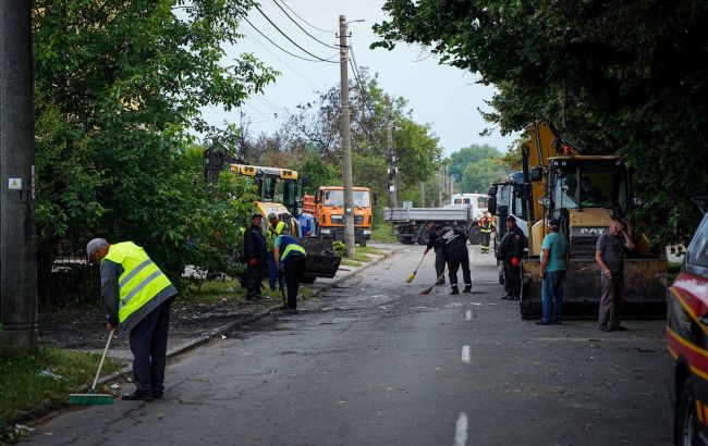Russian strike leaves Vyshneve shattered as death toll climbs