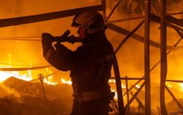 Russia massively strikes Kyiv overnight, killing 2: Aftermath revealed 