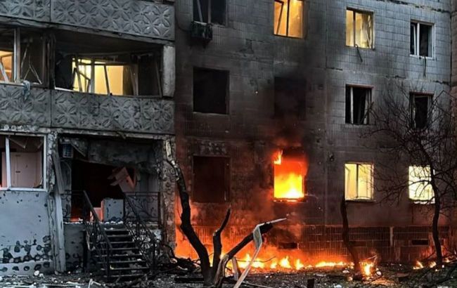 Russian jet-powered drone hits near residential high-rise in Sumy: Injuries reported