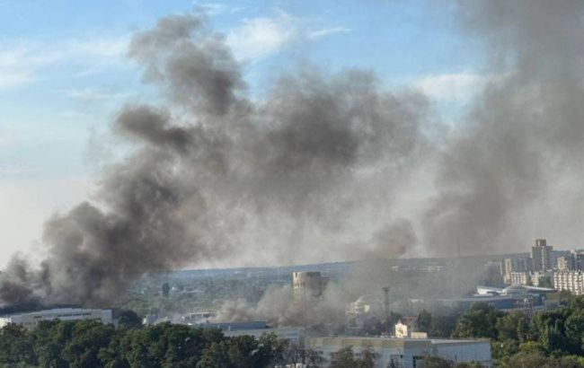 Missile strike hits Belgorod, setting logistics warehouses ablaze