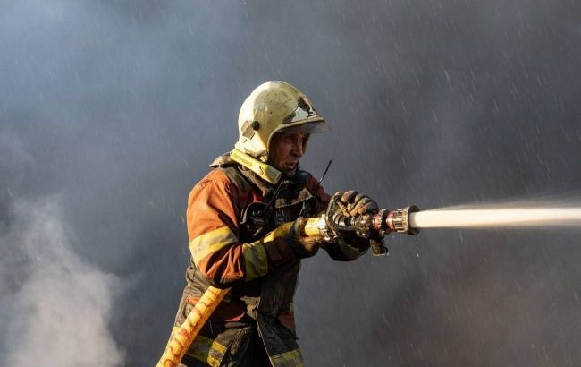 Kyiv hit again: Russian drone strikes nine-story residential building after alert