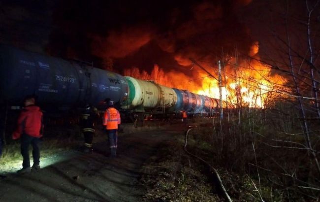 Freight train derails in Russia's Urals, fuel tank cars catch fire