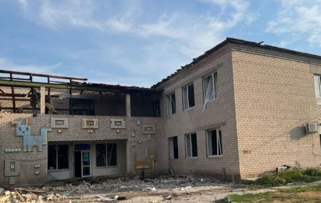 Photos show devastating damage after Russian strikes in Dnipropetrovsk region