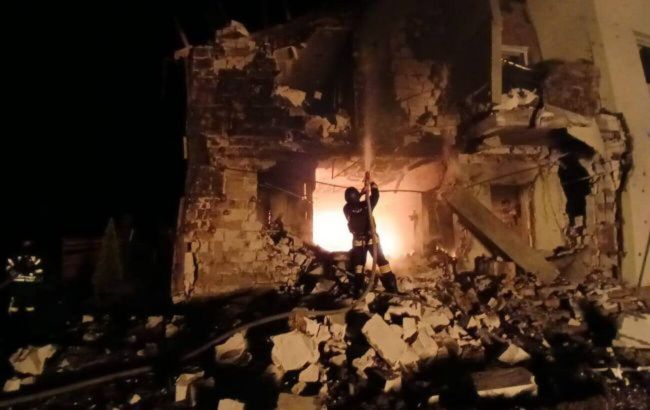 Drone attack on Kyiv region: house fires, destroyed vehicles, and woman injured