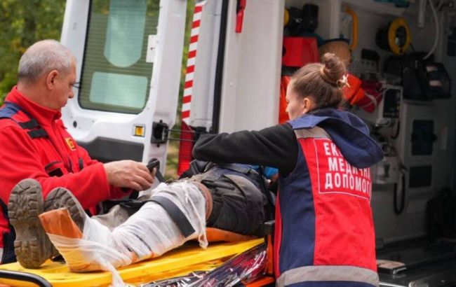 Russia strikes Ukrzaliznytsia facility in Zaporizhzhia, more than 10 injured