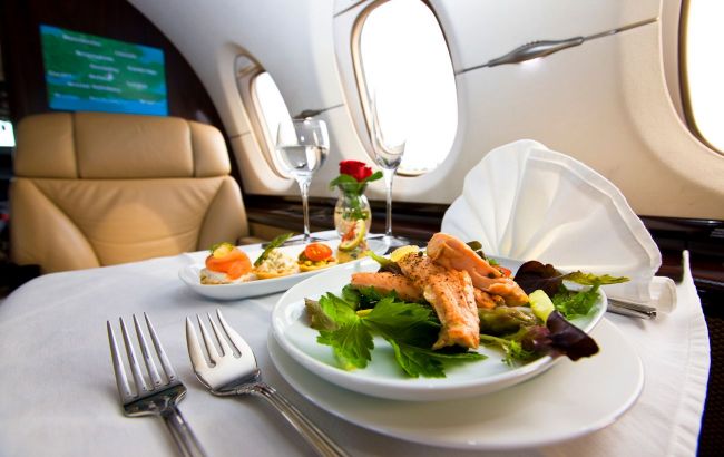 Strangest dishes served on airplanes: Where barbecue or fondue offered