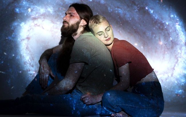Love horoscope for May 2025: Who won't avoid changes in relationships
