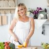 5 rules from dietitian: Balancing female hormones through nutrition