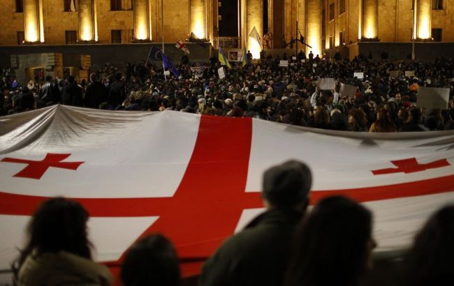 Protests in Tbilisi: Security forces prepare water cannons and mobilize special forces near parliament