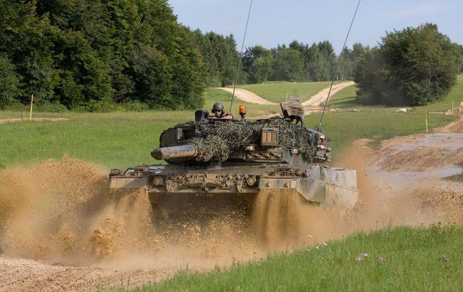 Leopard 2 tank overturns in Austria, one fatality reported