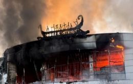 Russia strikes shopping mall in Ukraine's Dnipro, casualties reported