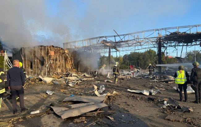 Russian attack on Kyiv kills one, injures others