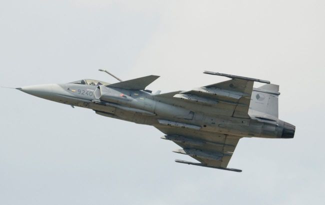 Ukrainian pilots already training on Gripen fighter jets