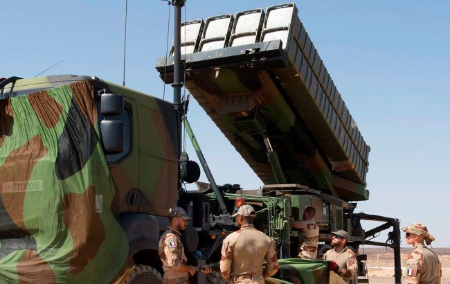 France prepares SAMP/T air defense system for Ukraine as Patriot options are discussed