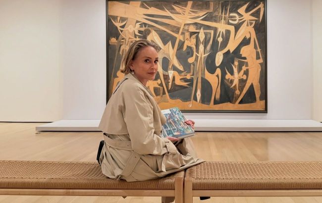 'Proud to be part of it': Sharon Stone joins exhibition about war in Ukraine