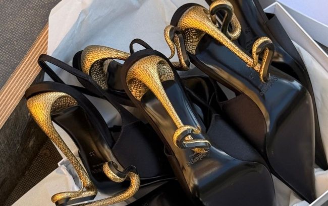 Snake heels and gold chains steal the show at Saint Laurent