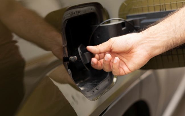 Want to use less gas? 10 simple car tricks that really work