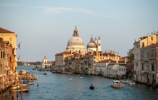 UNESCO recommends adding Venice to the 'endangered' list