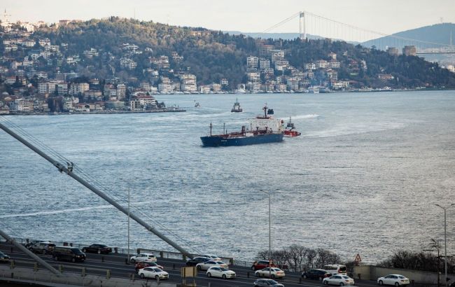 Türkish ship with 12 crew members disappeared in the Black Sea