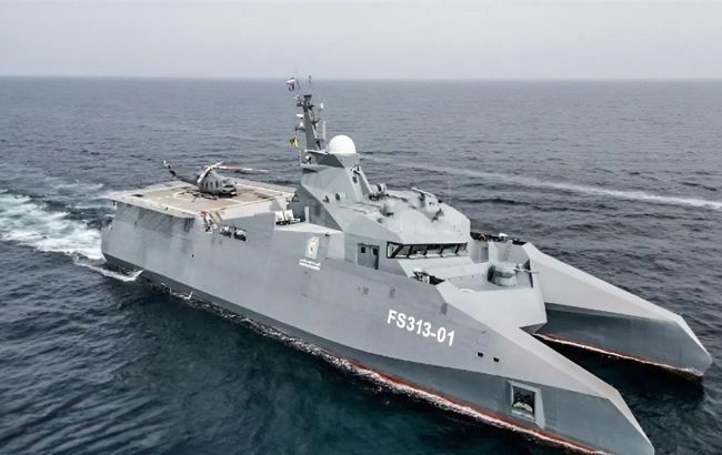 Iran&rsquo;s advanced military corvette engulfed in flames: Footage