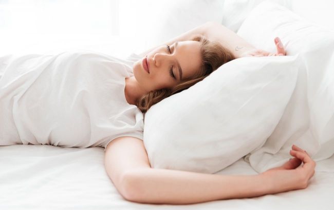 This popular sleeping habit can put your vision and spine at risk, doctors warn
