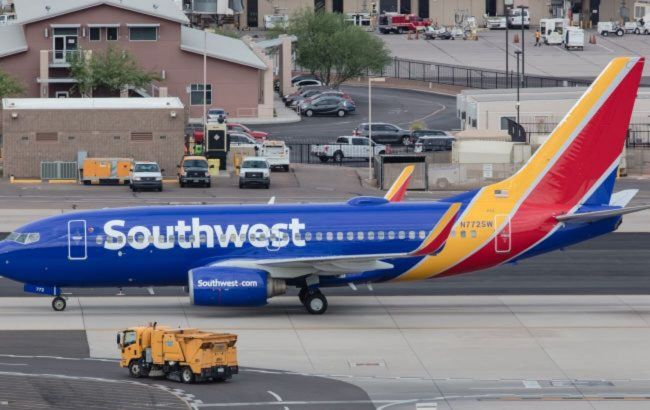 Screams and chaos: Southwest Airlines jet narrowly avoids collision with fighter jet