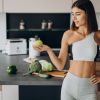 Three morning habits to help lose weight: Nutritionist's advice