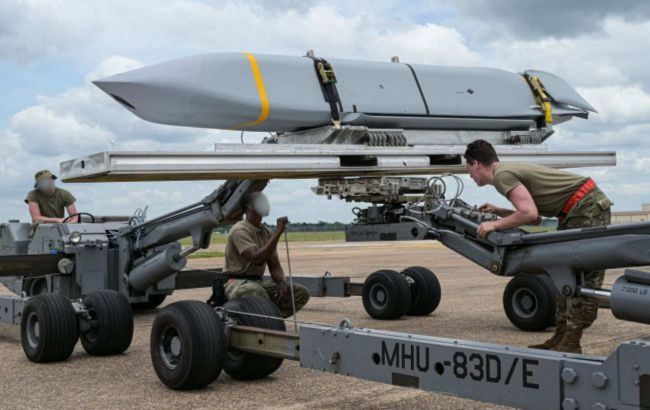 US running low on key weapons, rebuilding may take years