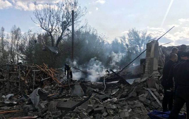 UN experts visited the village of Hroza after Russian missile attack