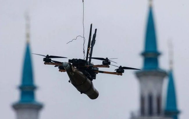 Ukrainian forces shoot down Molniya successor: Wooden kamikaze drone carried 12-kg mine