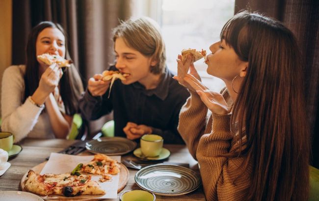 30-minute evening routine experts say can help protect teenagers