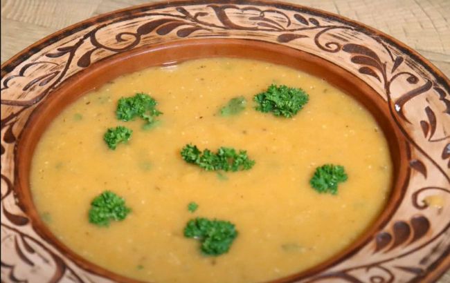 Turkish pureed soup: Quick and healthy lentil dish recipe