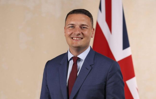 UK urges allies to boost Ukraine's air defenses before winter