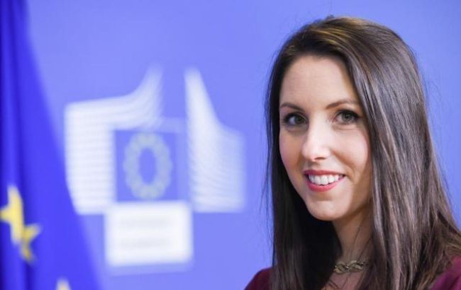 EU backs Ukraine's right to make its own calls in talks with Russia