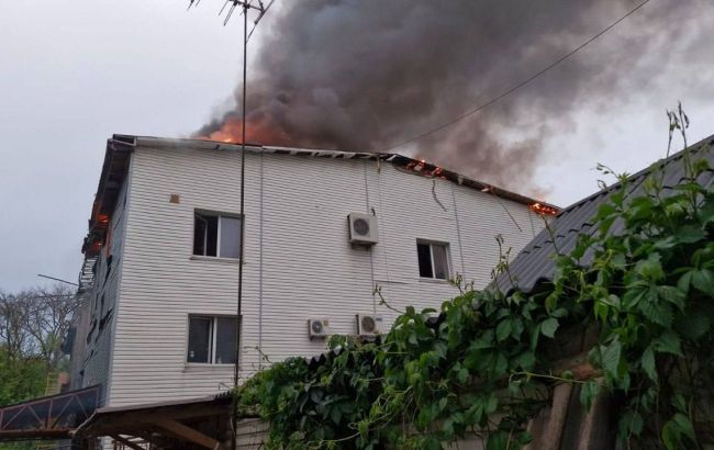 Russia's attack on Kharkiv: 20 strikes recorded, photos of consequences emerged