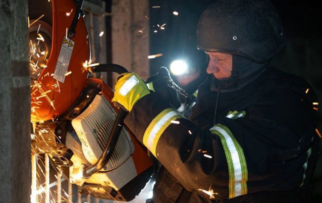 Russia launches night attack on Odesa: Flames, damage and injuries reported