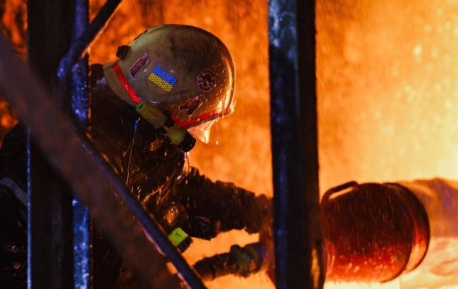 Russia strikes Ukraine's Kharkiv and region: Buildings burned, casualties reported