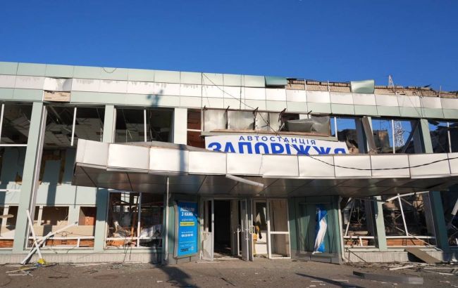 Shocking video captures Russian airstrike on Ukraine's Zaporizhzhia bus station