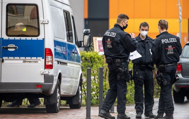Ukrainian man stabbed in Berlin after attackers ask about his nationality