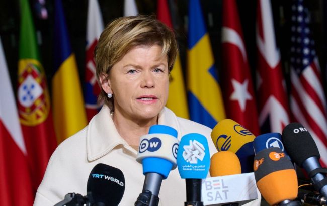 Latvia urges stronger pressure on Russia over terror attacks on Ukraine