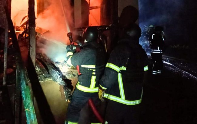 Night drone attack on Bucha, Ukraine: Sanatorium building on fire, one injured