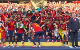 Trump and FIFA president present Spain with 2026 World Cup trophy