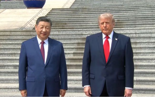 Trump meets Xi Jinping in Beijing for high-stakes talks