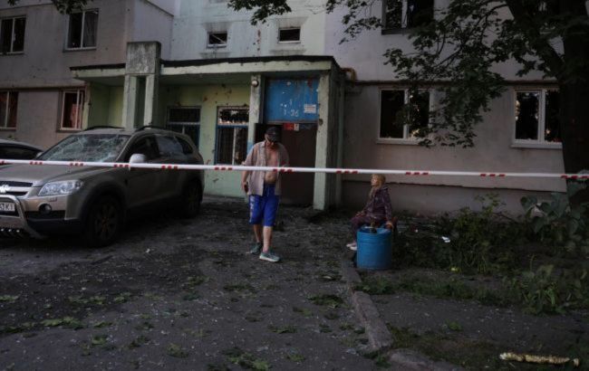 Nine killed, 33 injured in Russian strikes on Kyiv as emergency response ends