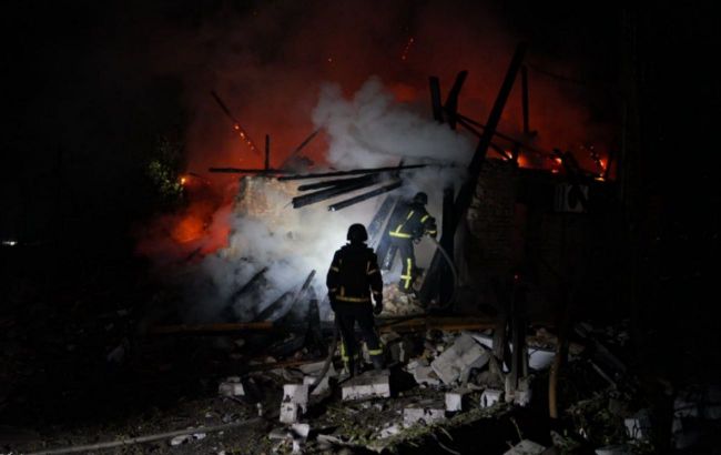 Russian aerial bomb strikes kill one person in Zaporizhzhia