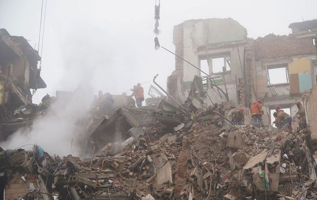 Russian missile strike on Ternopil kills 32, including 6 children