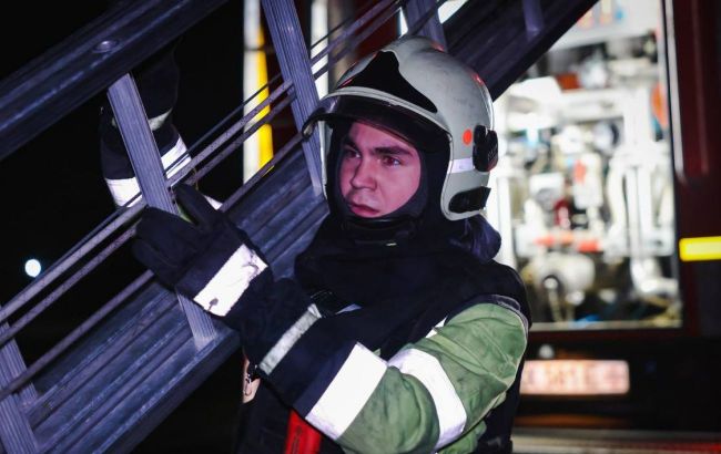 Russian strike on Ukraine's Kharkiv sparks large fire: Aftermath revealed