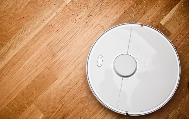 Xiaomi presents self-cleaning robot vacuum for hair tangles