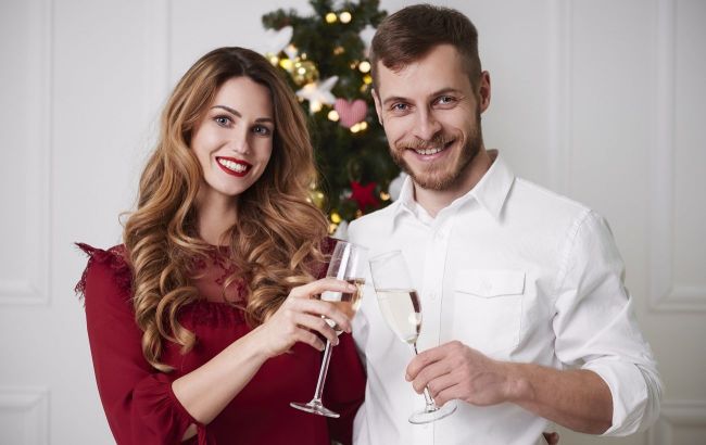 Before New Year love: 4 zodiac signs get romantic breakthrough