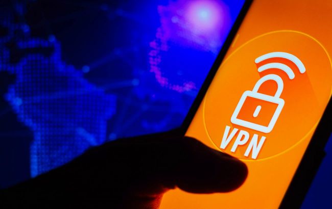 How VPN helps protect data when connecting to public Wi-Fi